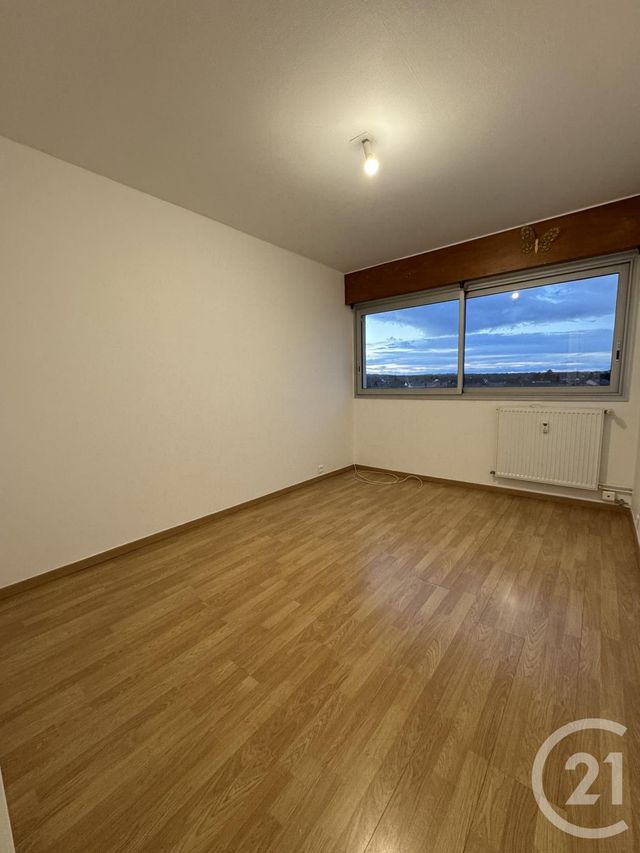 Appartement F4 &agrave; louer - 4 pi&egrave;ces - 84,86 m2 - Montlucon - 03 - AUVERGNE