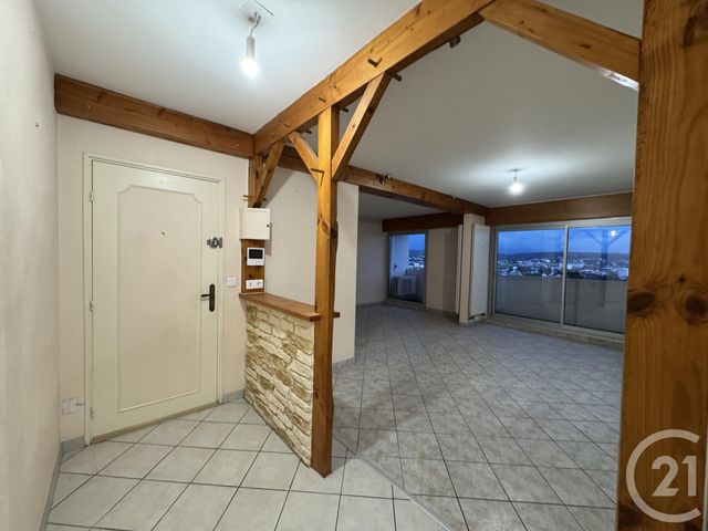 Appartement F4 &agrave; louer - 4 pi&egrave;ces - 84,86 m2 - Montlucon - 03 - AUVERGNE