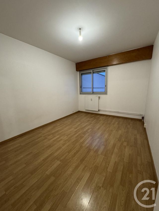 Appartement F4 &agrave; louer - 4 pi&egrave;ces - 84,86 m2 - Montlucon - 03 - AUVERGNE