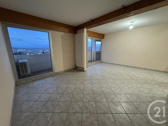 Appartement F4 &agrave; louer - 4 pi&egrave;ces - 84,86 m2 - Montlucon - 03 - AUVERGNE