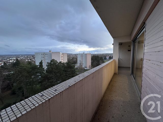 Appartement F4 &agrave; louer - 4 pi&egrave;ces - 84,86 m2 - Montlucon - 03 - AUVERGNE