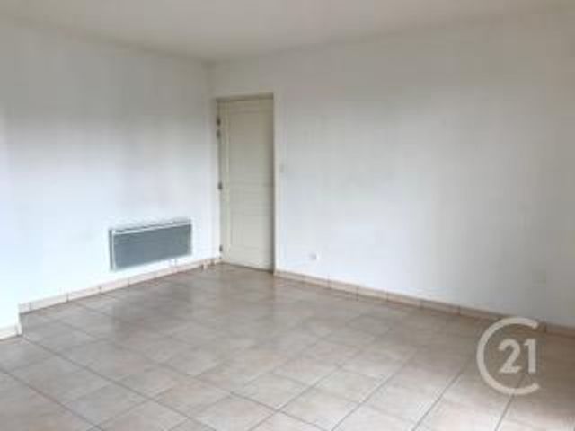 Maison &agrave; louer - 2 pi&egrave;ces - 38,51 m2 - Montlucon - 03 - AUVERGNE