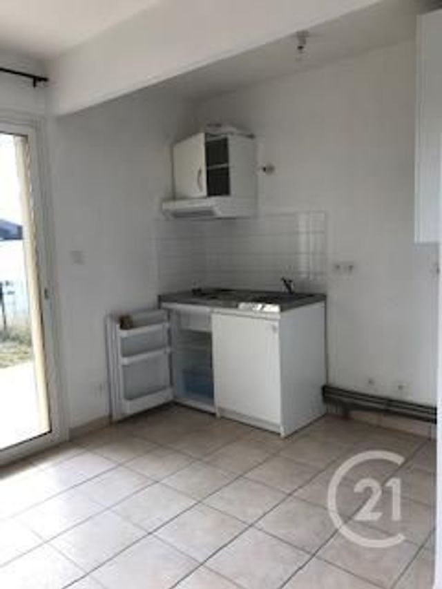 Maison &agrave; louer - 2 pi&egrave;ces - 38,51 m2 - Montlucon - 03 - AUVERGNE