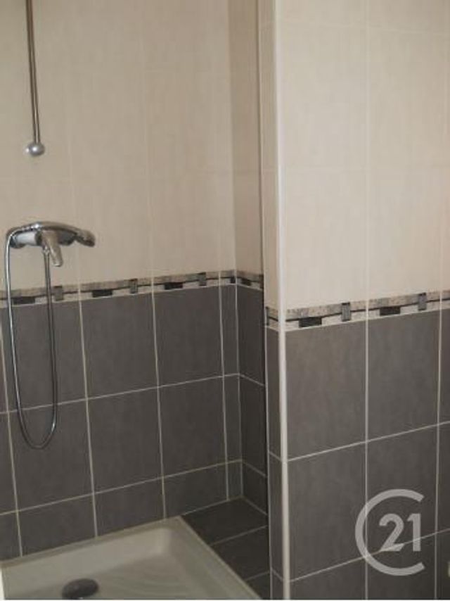 Maison &agrave; louer - 2 pi&egrave;ces - 38,51 m2 - Montlucon - 03 - AUVERGNE