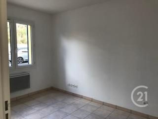 Maison &agrave; louer - 2 pi&egrave;ces - 38,51 m2 - Montlucon - 03 - AUVERGNE