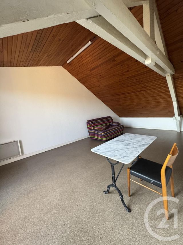 Appartement Studio &agrave; louer - 1 pi&egrave;ce - 26 m2 - Montlucon - 03 - AUVERGNE