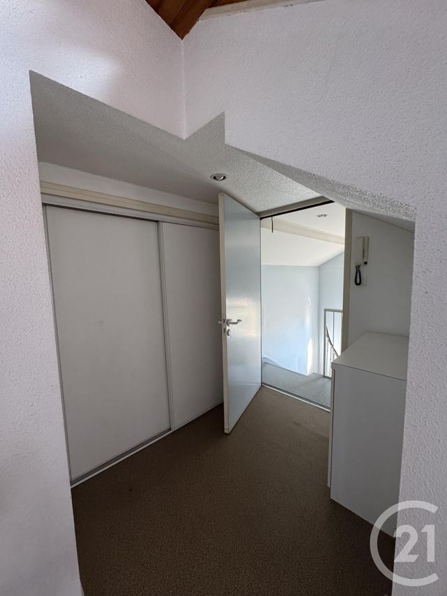 Appartement Studio &agrave; louer - 1 pi&egrave;ce - 26 m2 - Montlucon - 03 - AUVERGNE