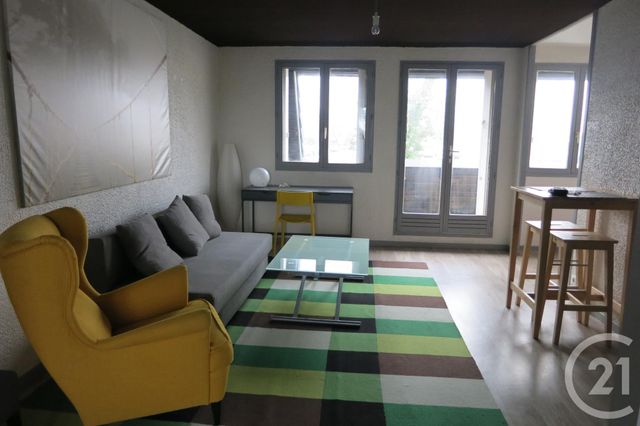 Appartement T2 &agrave; louer - 2 pi&egrave;ces - 39 m2 - Desertines - 03 - AUVERGNE