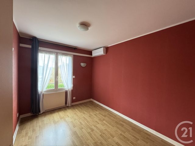 Appartement F3 &agrave; louer - 3 pi&egrave;ces - 76,96 m2 - Montlucon - 03 - AUVERGNE
