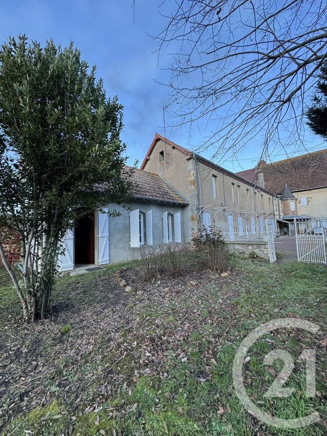 Maison &agrave; louer - 3 pi&egrave;ces - 87,65 m2 - Villefranche D Allier - 03 - AUVERGNE