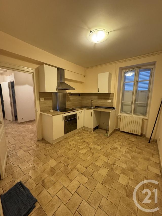 Maison &agrave; louer - 3 pi&egrave;ces - 87,65 m2 - Villefranche D Allier - 03 - AUVERGNE