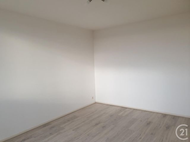 Appartement F3 &agrave; vendre - 3 pi&egrave;ces - 60 m2 - Montlucon - 03 - AUVERGNE