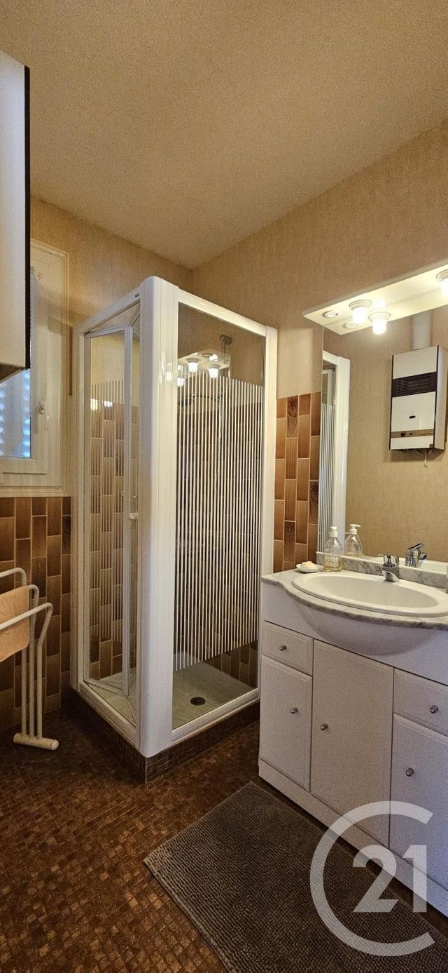 Maison &agrave; vendre - 5 pi&egrave;ces - 127 m2 - Montlucon - 03 - AUVERGNE