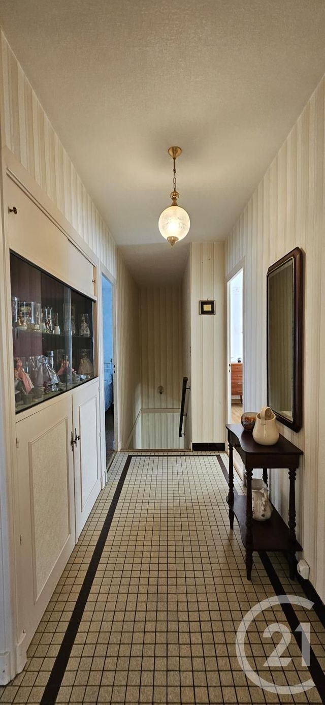 Maison &agrave; vendre - 5 pi&egrave;ces - 127 m2 - Montlucon - 03 - AUVERGNE