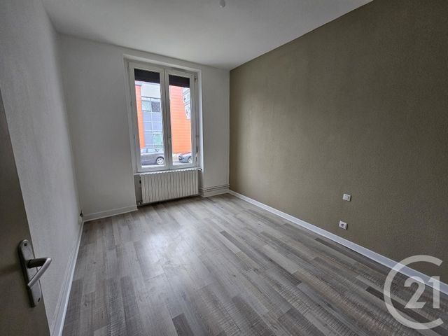 Appartement F3 &agrave; louer - 3 pi&egrave;ces - 56,80 m2 - Montlucon - 03 - AUVERGNE