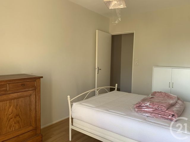 Appartement F2 &agrave; louer - 2 pi&egrave;ces - 51,36 m2 - Montlucon - 03 - AUVERGNE