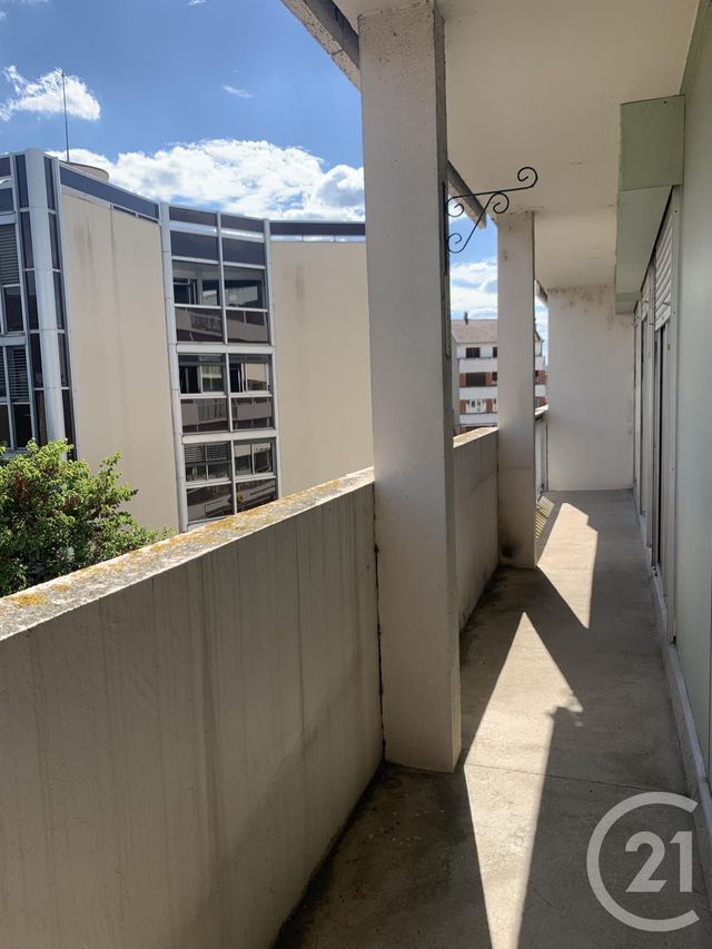 Appartement F2 &agrave; louer - 2 pi&egrave;ces - 51,36 m2 - Montlucon - 03 - AUVERGNE