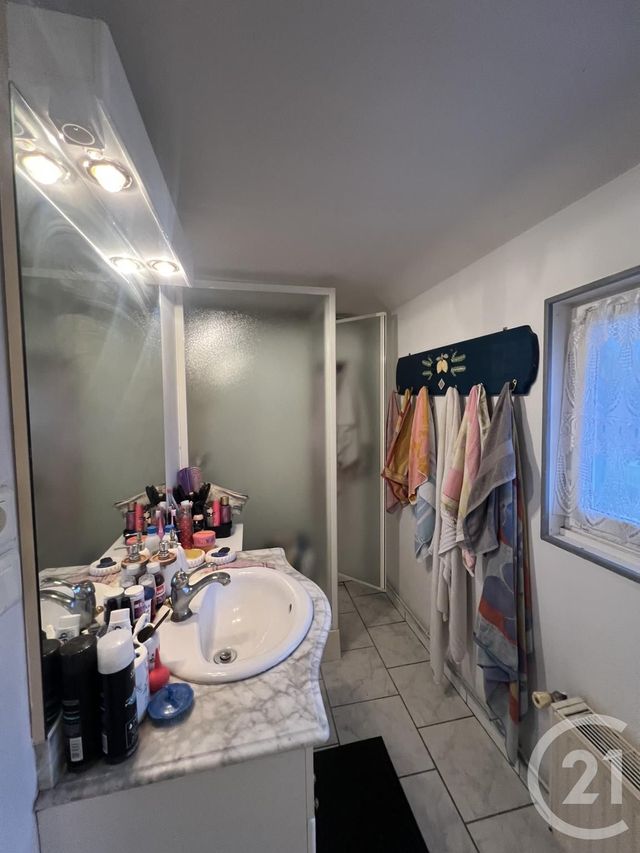 Maison &agrave; vendre - 3 pi&egrave;ces - 64 m2 - St Eloy Les Mines - 63 - AUVERGNE