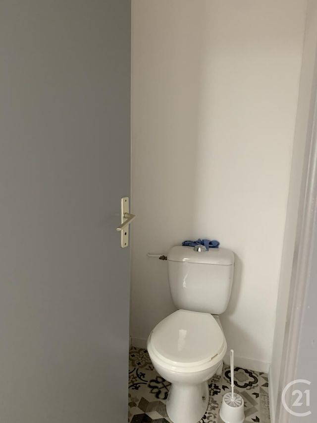 Appartement F3 &agrave; louer - 3 pi&egrave;ces - 54 m2 - Montlucon - 03 - AUVERGNE