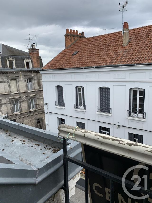 Appartement F3 &agrave; louer - 3 pi&egrave;ces - 54 m2 - Montlucon - 03 - AUVERGNE