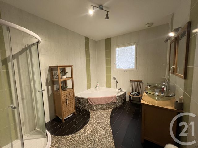 Maison &agrave; vendre - 5 pi&egrave;ces - 109 m2 - Montlucon - 03 - AUVERGNE