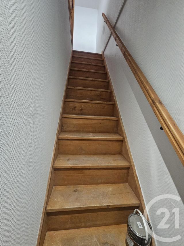 Appartement F3 &agrave; louer - 3 pi&egrave;ces - 57,73 m2 - Domerat - 03 - AUVERGNE
