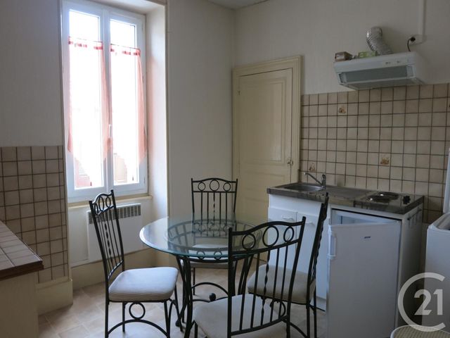 Appartement F1 &agrave; louer - 1 pi&egrave;ce - 27,30 m2 - Montlucon - 03 - AUVERGNE