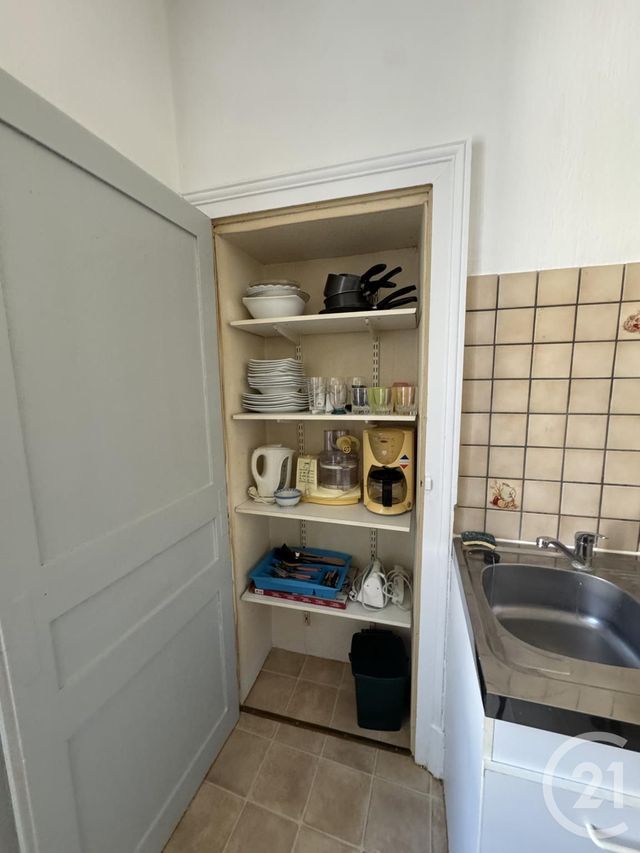 Appartement F1 &agrave; louer - 1 pi&egrave;ce - 27,30 m2 - Montlucon - 03 - AUVERGNE