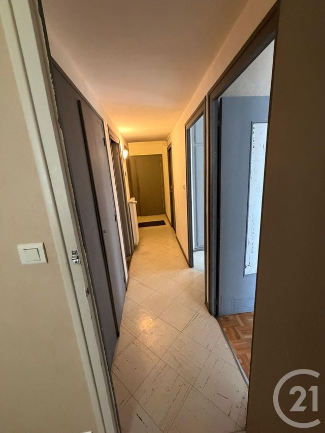 Appartement &agrave; vendre - 3 pi&egrave;ces - 53,81 m2 - Montlucon - 03 - AUVERGNE