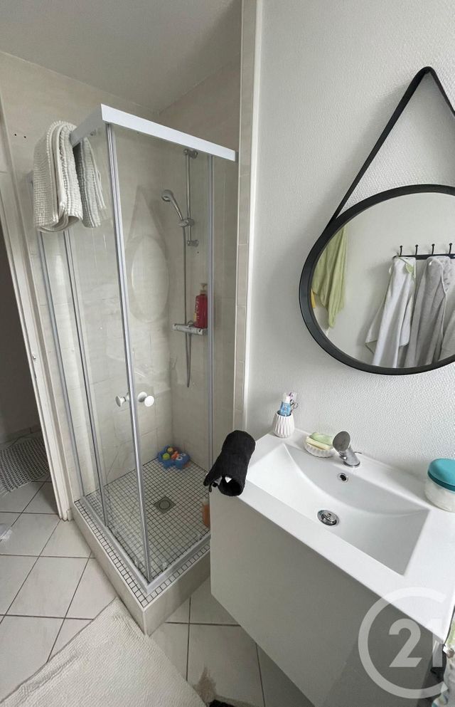 Appartement F3 &agrave; vendre - 3 pi&egrave;ces - 66,20 m2 - Montlucon - 03 - AUVERGNE