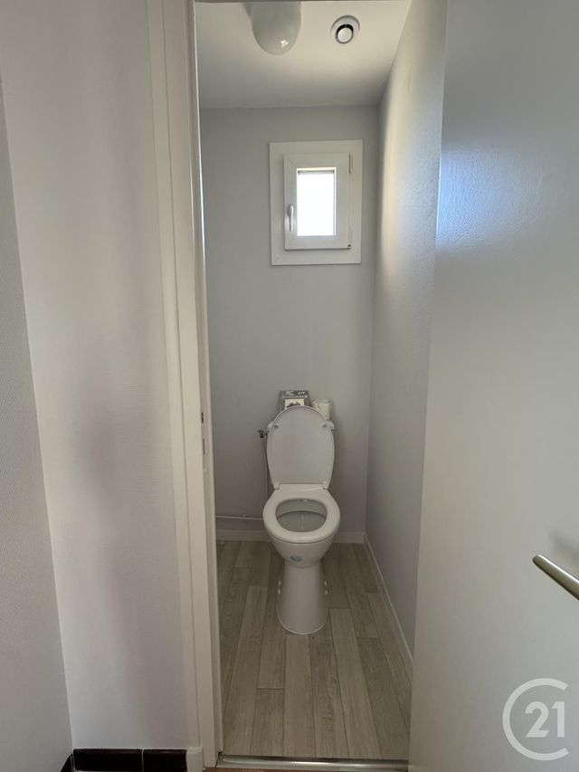 Maison &agrave; louer - 3 pi&egrave;ces - 50,51 m2 - Montlucon - 03 - AUVERGNE