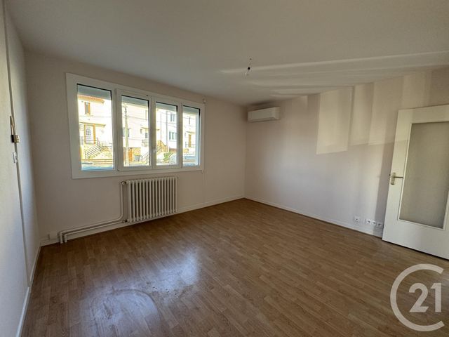 Maison &agrave; louer - 3 pi&egrave;ces - 50,51 m2 - Montlucon - 03 - AUVERGNE