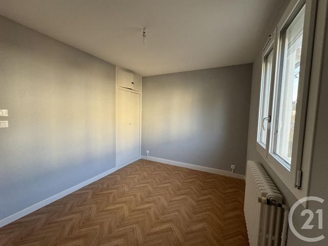 Maison &agrave; louer - 3 pi&egrave;ces - 50,51 m2 - Montlucon - 03 - AUVERGNE