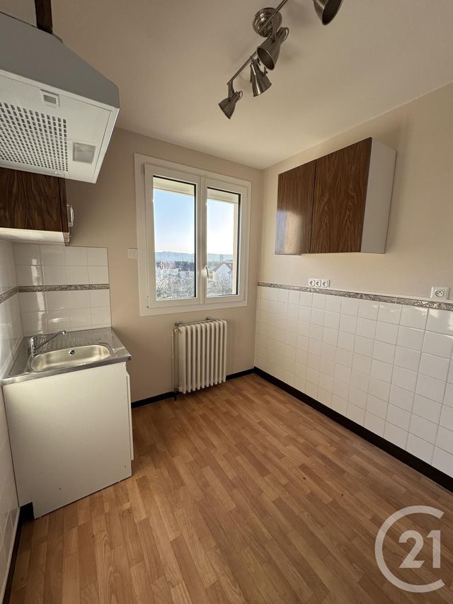 Maison &agrave; louer - 3 pi&egrave;ces - 50,51 m2 - Montlucon - 03 - AUVERGNE