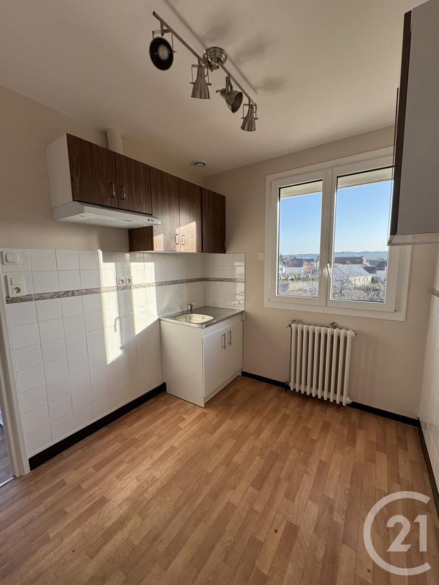 Maison &agrave; louer - 3 pi&egrave;ces - 50,51 m2 - Montlucon - 03 - AUVERGNE