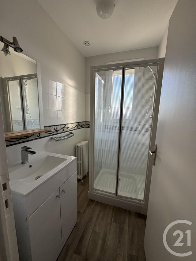 Maison &agrave; louer - 3 pi&egrave;ces - 50,51 m2 - Montlucon - 03 - AUVERGNE