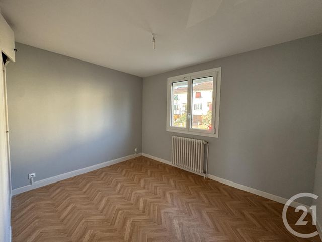 Maison &agrave; louer - 3 pi&egrave;ces - 50,51 m2 - Montlucon - 03 - AUVERGNE