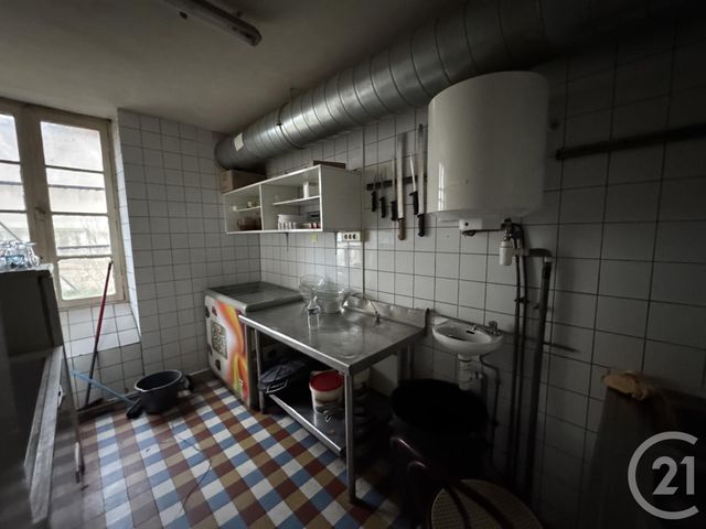 Appartement &agrave; louer - 2 pi&egrave;ces - 58,04 m2 - Montlucon - 03 - AUVERGNE