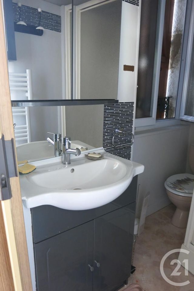 Appartement F1 &agrave; louer - 1 pi&egrave;ce - 21,20 m2 - Montlucon - 03 - AUVERGNE