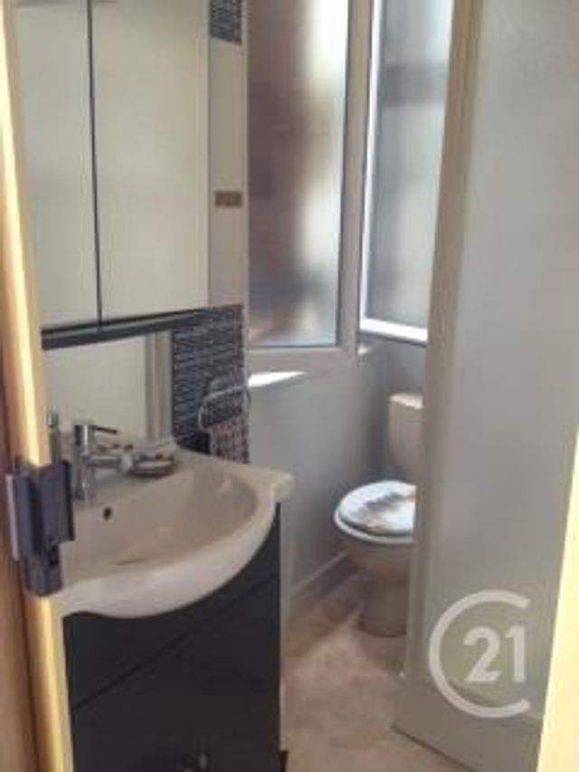 Appartement F1 &agrave; louer - 1 pi&egrave;ce - 21,20 m2 - Montlucon - 03 - AUVERGNE