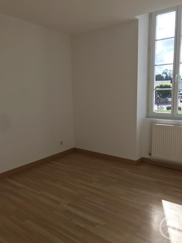 Appartement F3 &agrave; louer - 3 pi&egrave;ces - 73,92 m2 - Commentry - 03 - AUVERGNE