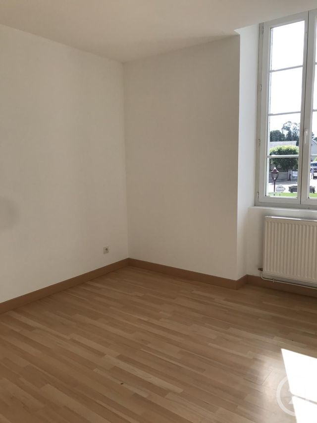 Appartement F3 &agrave; louer - 3 pi&egrave;ces - 73,92 m2 - Commentry - 03 - AUVERGNE