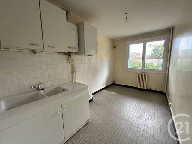 Appartement F3 &agrave; louer - 3 pi&egrave;ces - 58,70 m2 - Montlucon - 03 - AUVERGNE