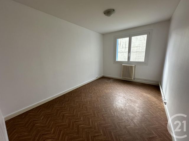 Appartement F3 &agrave; louer - 3 pi&egrave;ces - 58,70 m2 - Montlucon - 03 - AUVERGNE