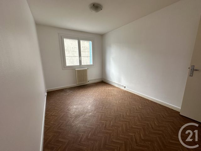 Appartement F3 &agrave; louer - 3 pi&egrave;ces - 58,70 m2 - Montlucon - 03 - AUVERGNE