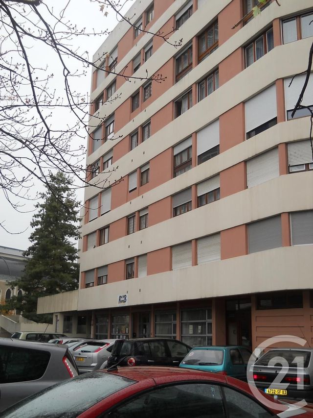 Appartement F3 &agrave; louer - 3 pi&egrave;ces - 59,46 m2 - Montlucon - 03 - AUVERGNE