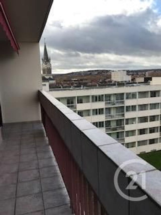 Appartement F3 &agrave; louer - 3 pi&egrave;ces - 59,46 m2 - Montlucon - 03 - AUVERGNE