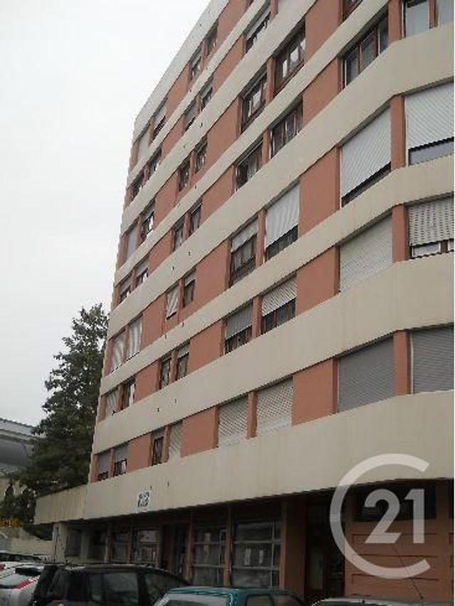 Appartement F3 &agrave; louer - 3 pi&egrave;ces - 59,46 m2 - Montlucon - 03 - AUVERGNE