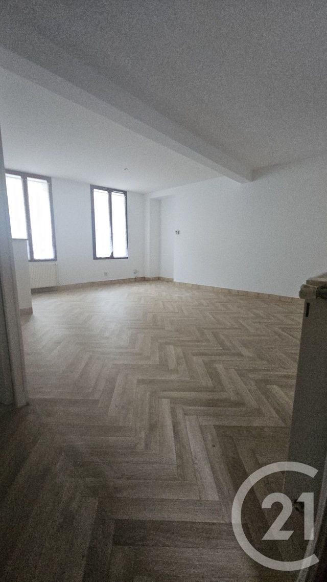 Appartement F2 &agrave; louer - 2 pi&egrave;ces - 40,30 m2 - Montlucon - 03 - AUVERGNE