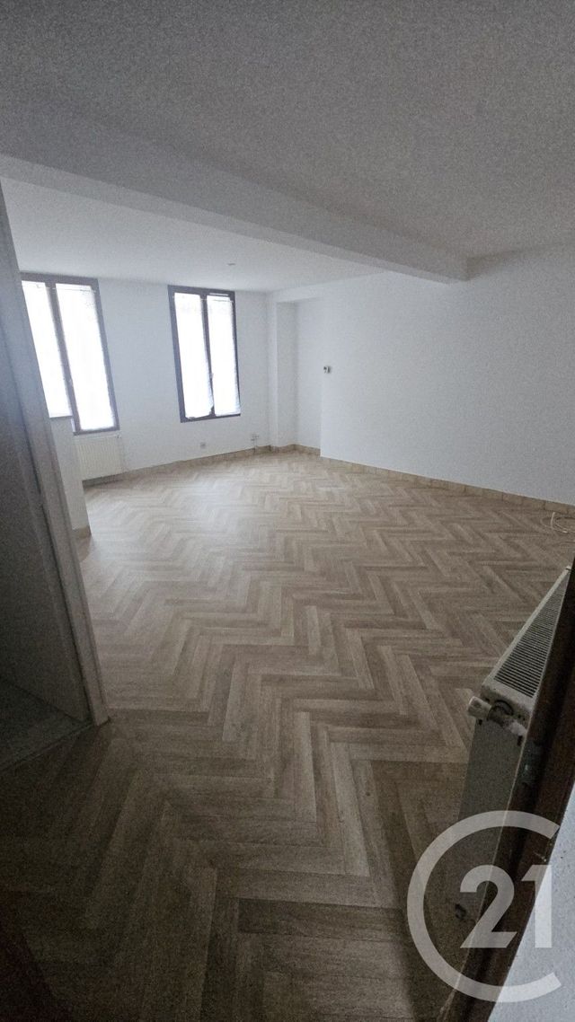 Appartement F2 &agrave; louer - 2 pi&egrave;ces - 40,30 m2 - Montlucon - 03 - AUVERGNE